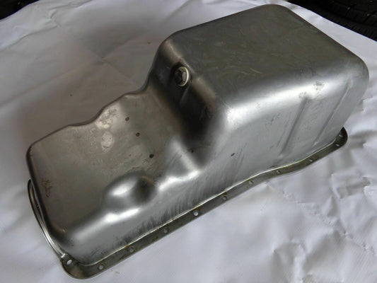 1969-1970 FORD Mustang Boss 429 Oil Pan with Pick Up Tube C9AZ 6675 A